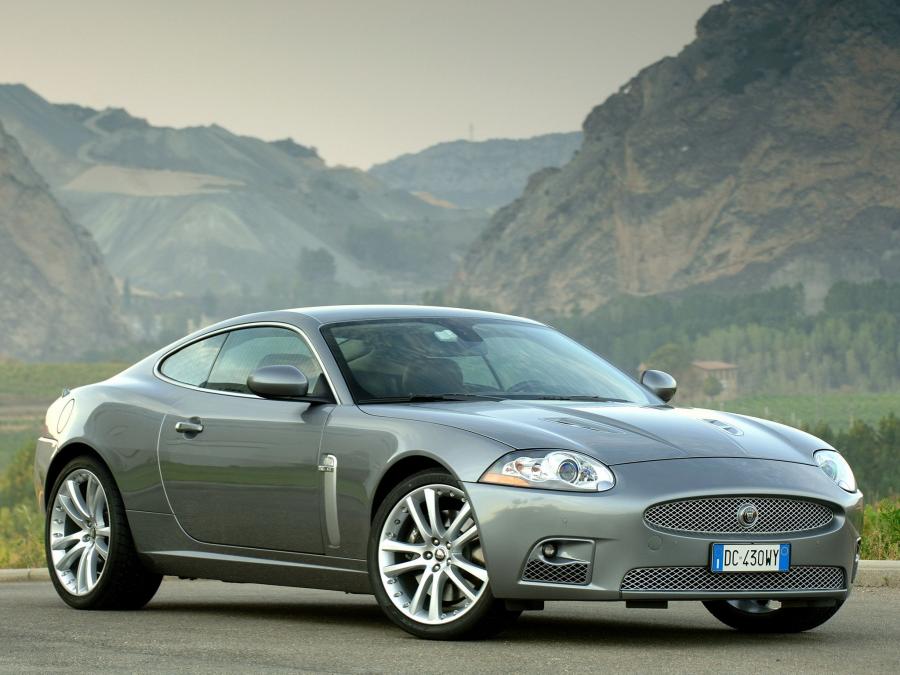  Jaguar XKR Coupe 2007 года  (фото 12 из 16)